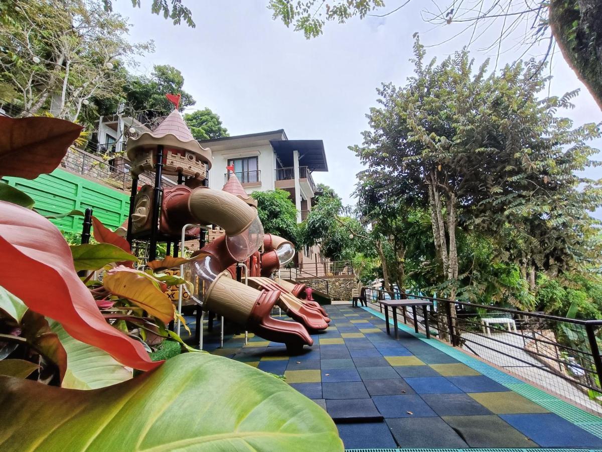 Mist Mountain Resort Powered By Cocotel Cebu Esterno foto