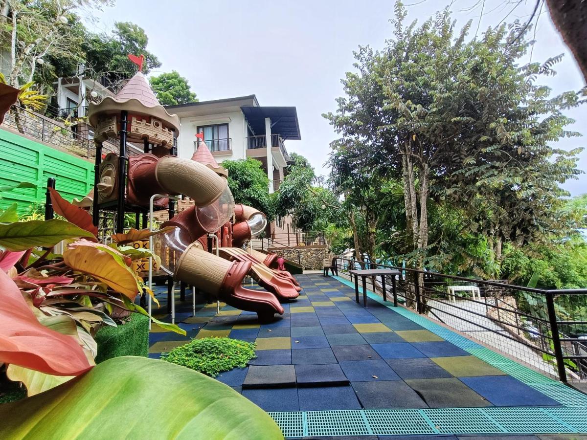 Mist Mountain Resort Powered By Cocotel Cebu Esterno foto