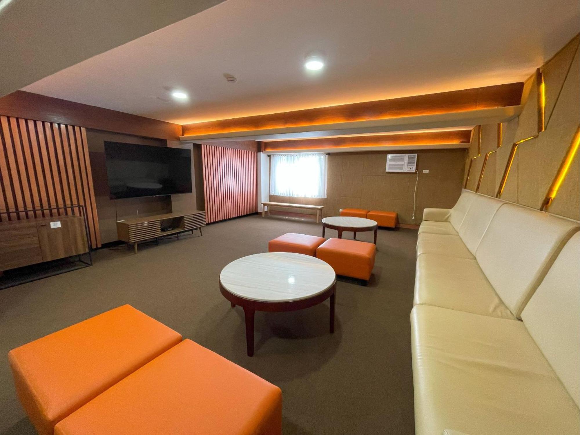 Mist Mountain Resort Powered By Cocotel Cebu Esterno foto