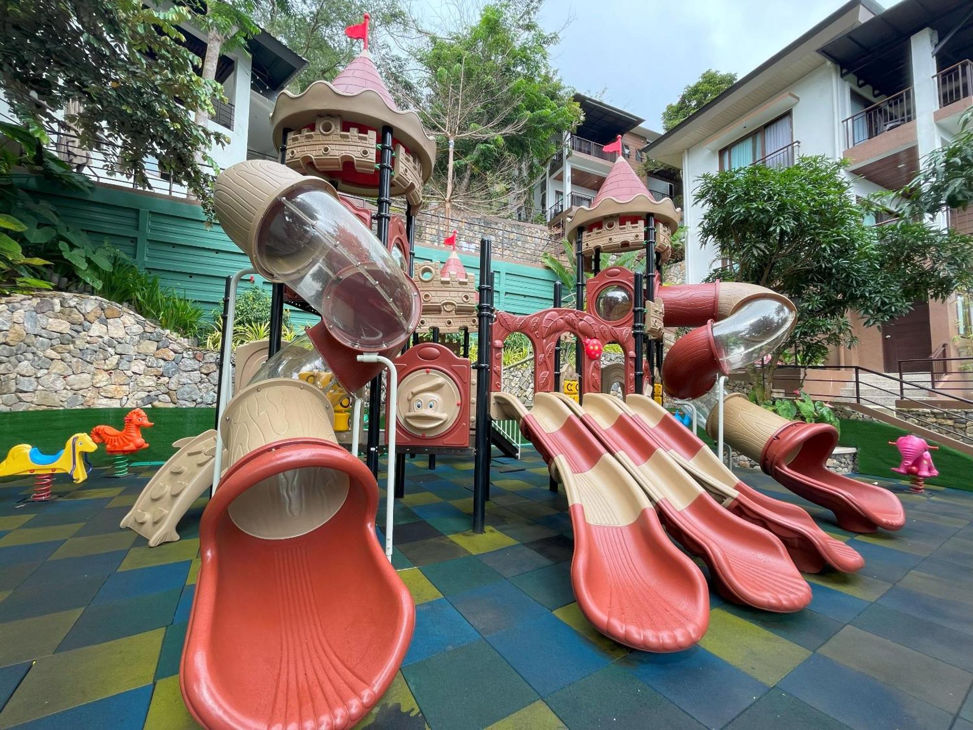 Mist Mountain Resort Powered By Cocotel Cebu Esterno foto