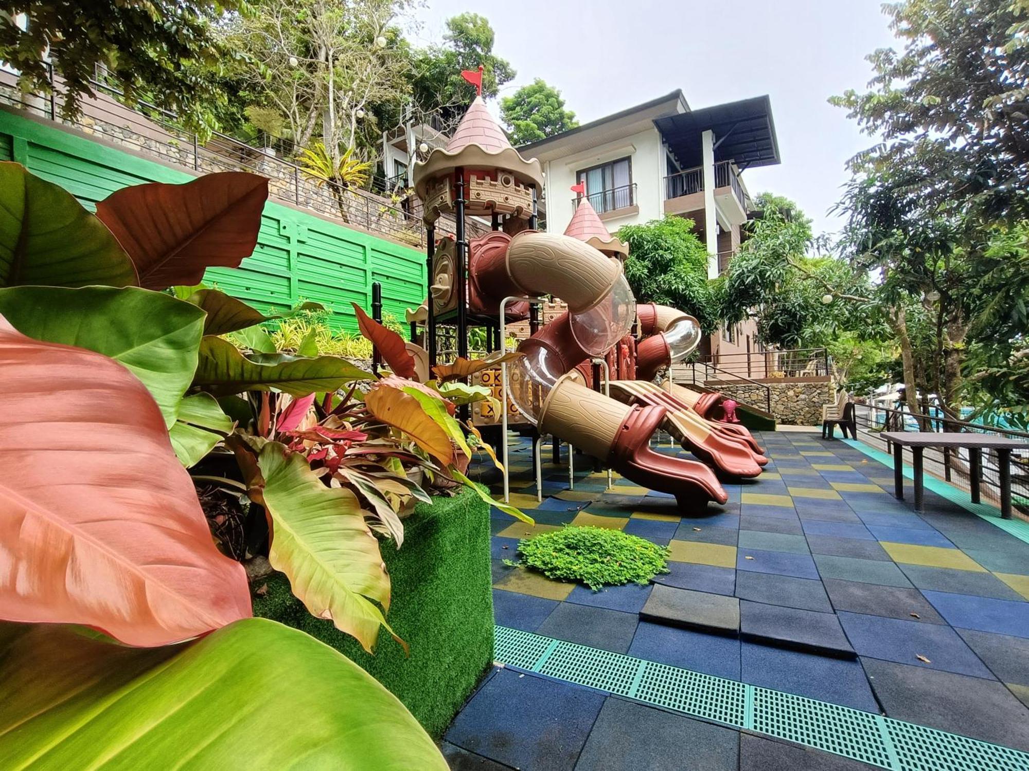 Mist Mountain Resort Powered By Cocotel Cebu Esterno foto