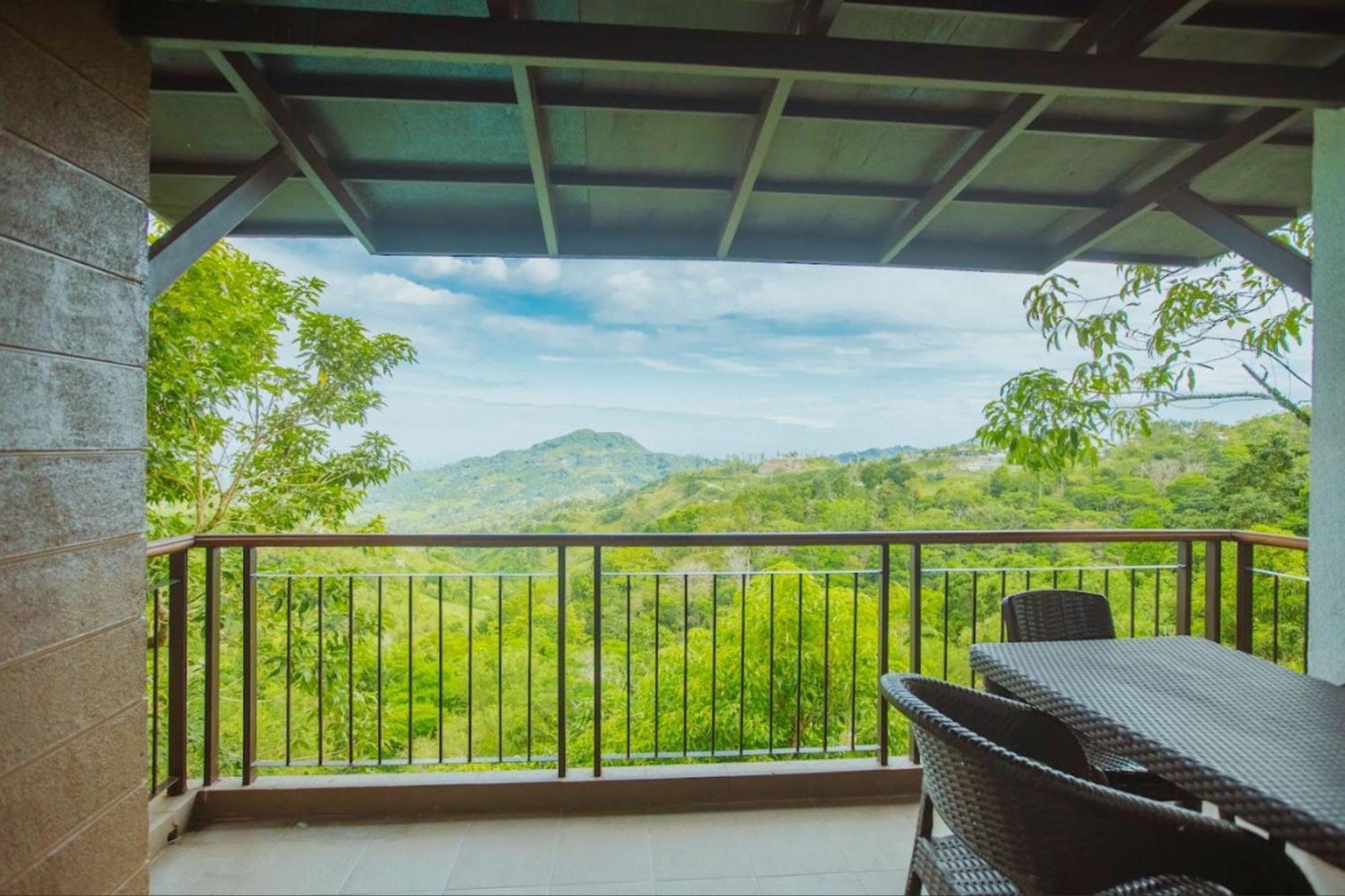 Mist Mountain Resort Powered By Cocotel Cebu Esterno foto