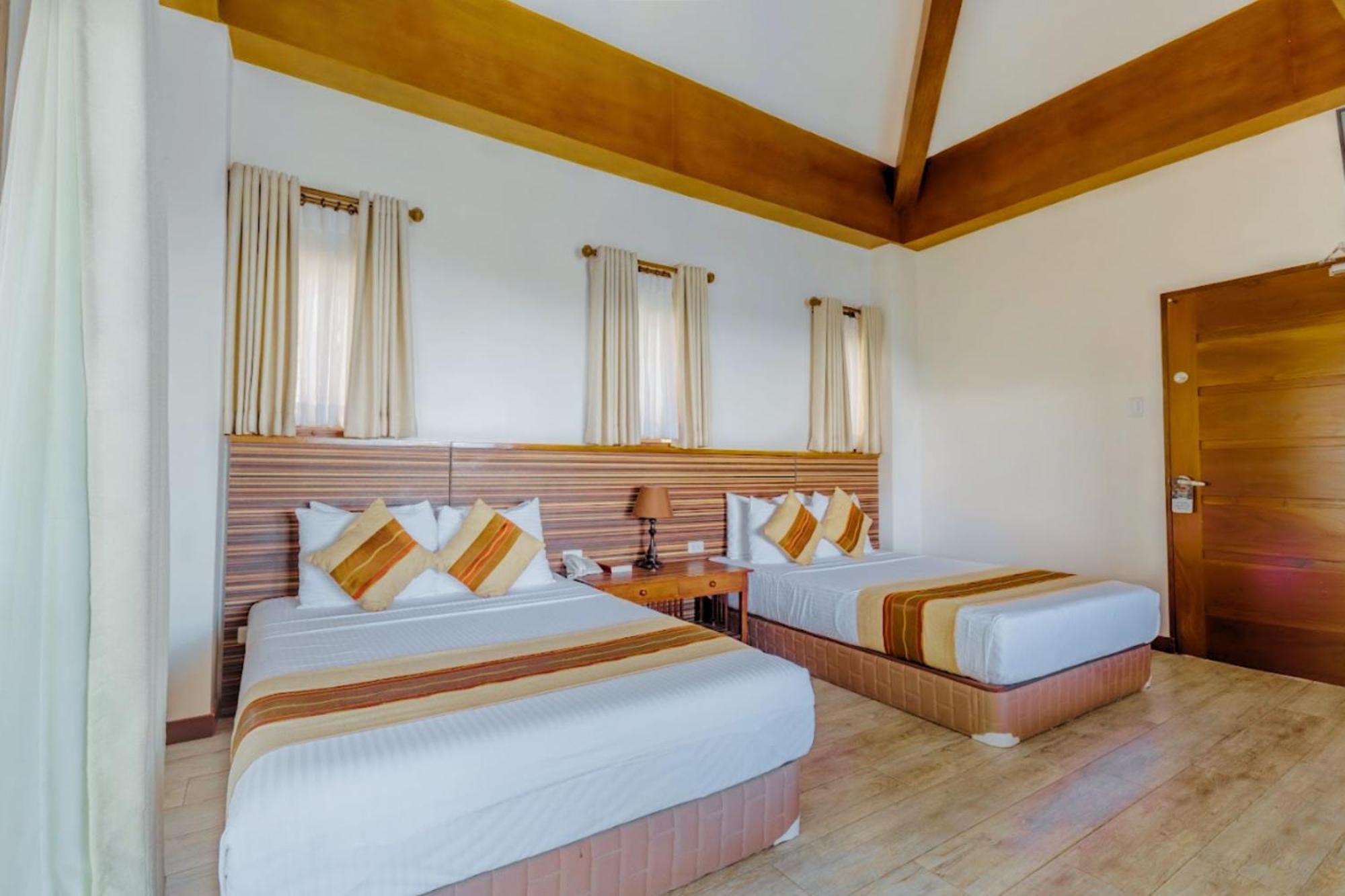 Mist Mountain Resort Powered By Cocotel Cebu Esterno foto